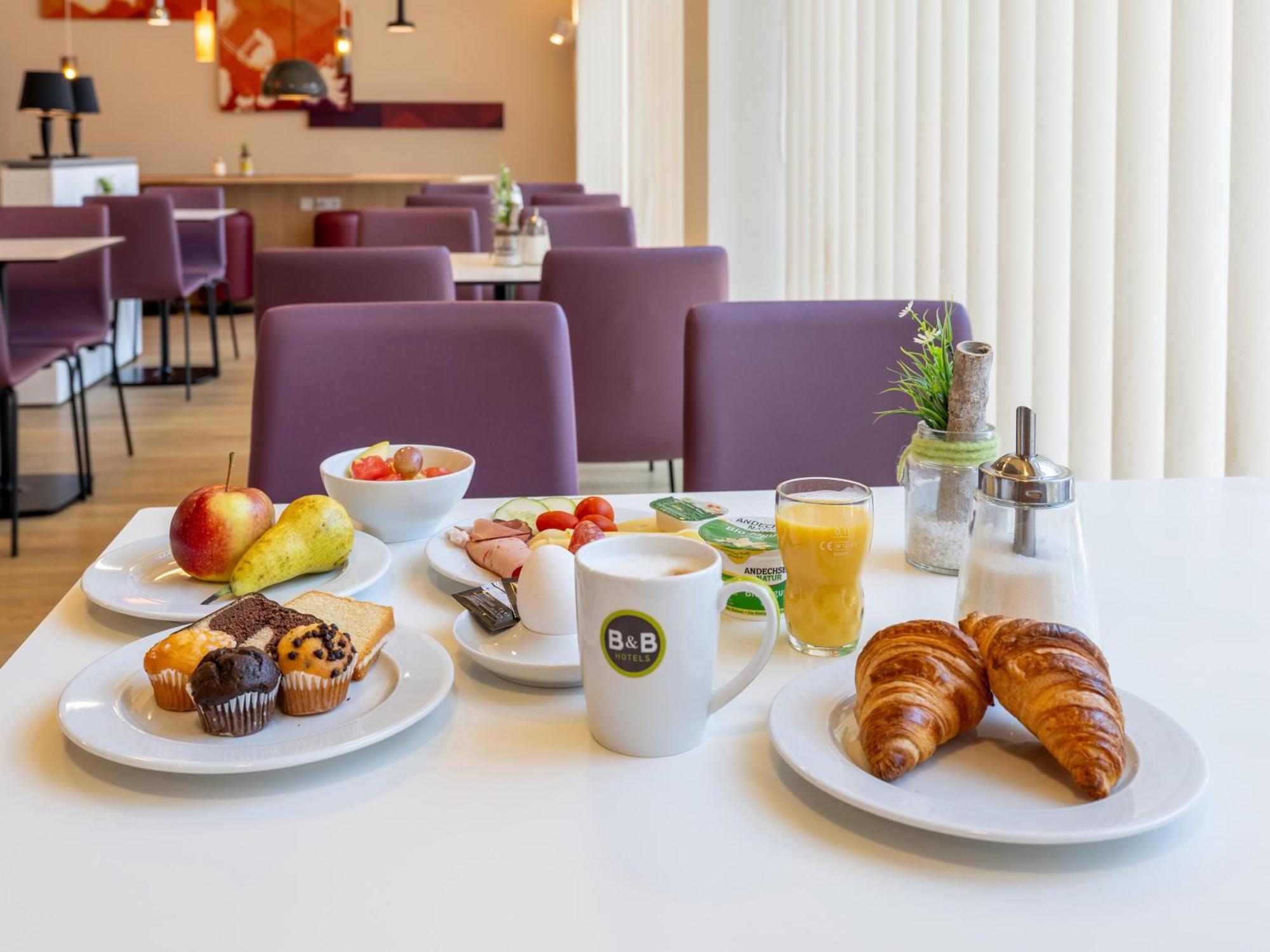 B&B Hotel Stuttgart-Bad Cannstatt Екстериор снимка