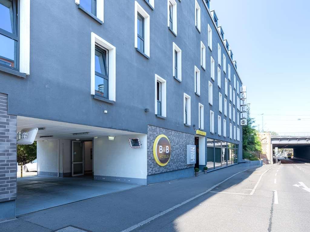 B&B Hotel Stuttgart-Bad Cannstatt Екстериор снимка